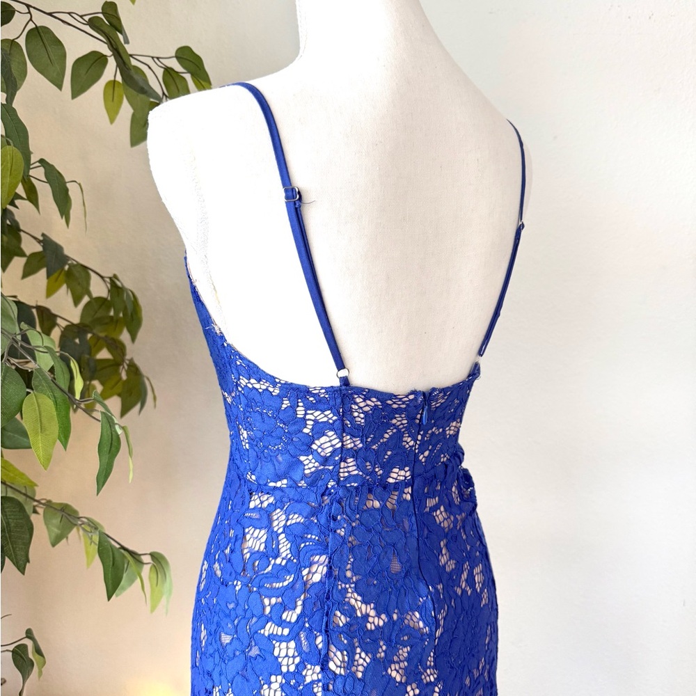 One Wish Royal Blue Lace Midi Dress, XS - Picture 4 of 10